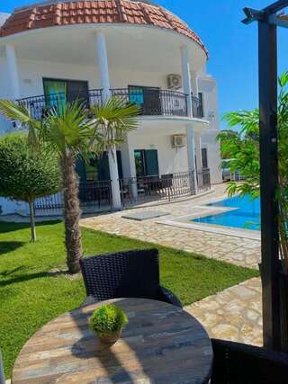 Апартаменты Apartments Lj Улцинь-1