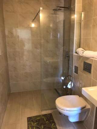 Апартаменты Apartments Lj Улцинь Апартаменты с видом на бассейн-12